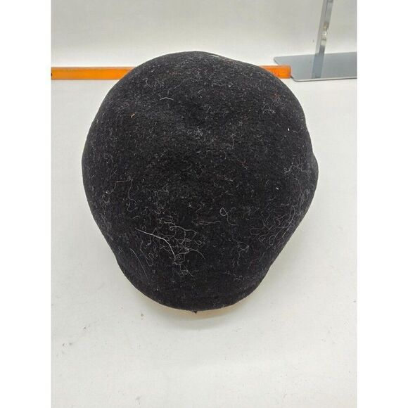 Vintage Broner Black Wool Beret Hat With Fuzzy Texture & Cozy Fit made in USA - Picture 6 of 10